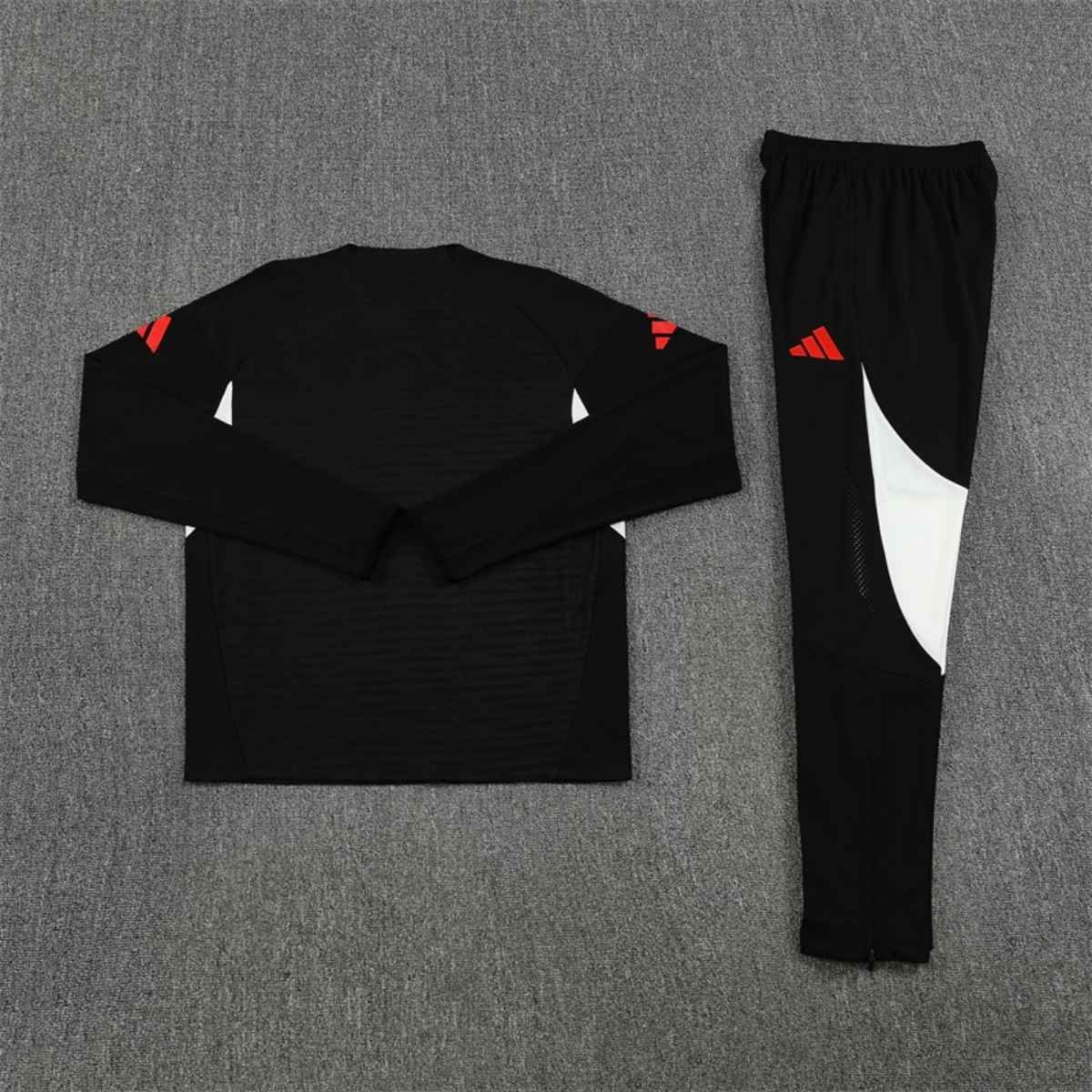 kit-treino-liverpool-fc-2025-26-preto-masculino (3) Conjunto Treino Liverpool FC Calça e Jaqueta Preto 2025/26 Masculina