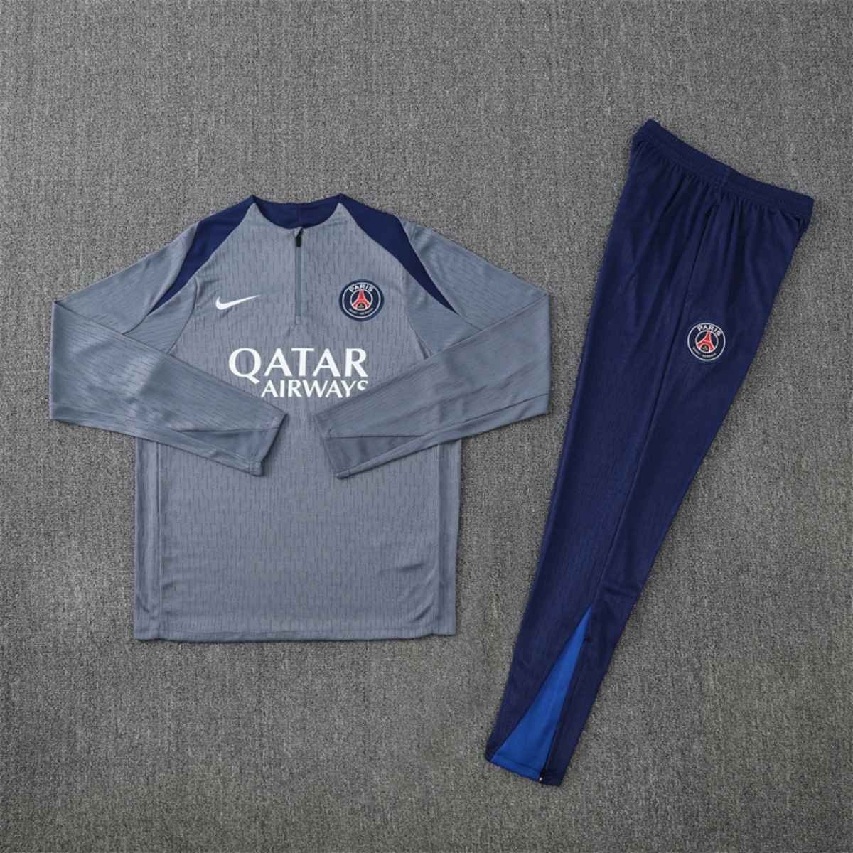 kit-treino-paris-saint-germain-2025-26-cinza-azul-escuro-masculino (3) Conjunto Treino PSG Calça e Jaqueta Cinza 2025/26 Jogador