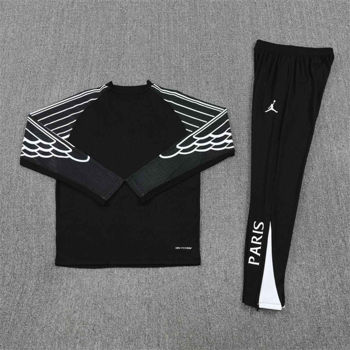 kit-treino-paris-saint-germain-2025-26-preto-masculino (3) Conjunto Treino PSG Calça e Jaqueta Preto Jordan 2025/26 Jogador