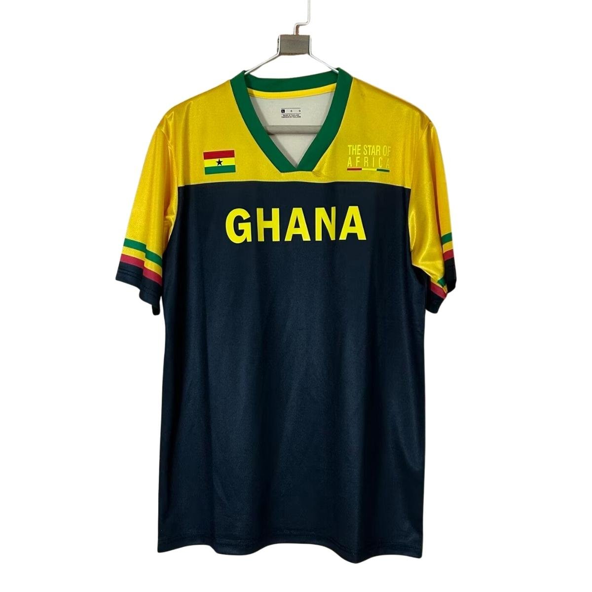 camisa-gana-preta-ghana-heritage-the-star-africa-2026-27-masculina-polo Camisa Seleção de Gana Ghana Heritage Amarela/Preta 2026/27 Masculina