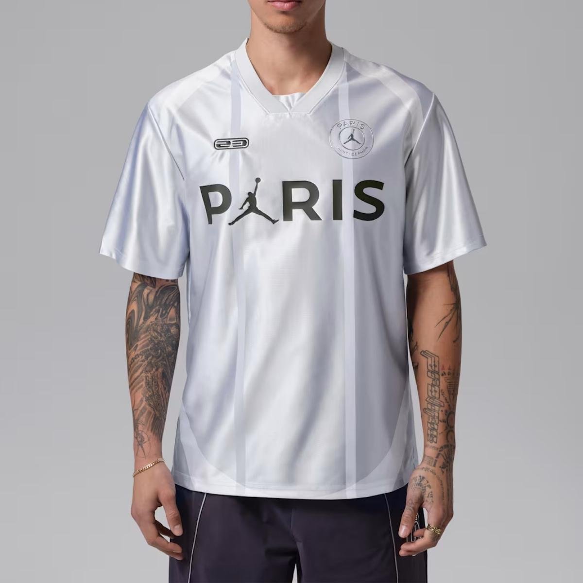 camisa-psg-platinuam-jordan-paris-23-2026-27-masculina Camisa PSG Platinuam Jordan Paris 23 2026/27 Masculina