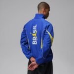jaqueta-brasil-jordan-hino-azul-escuro-copa-2026-27-masculina-098672