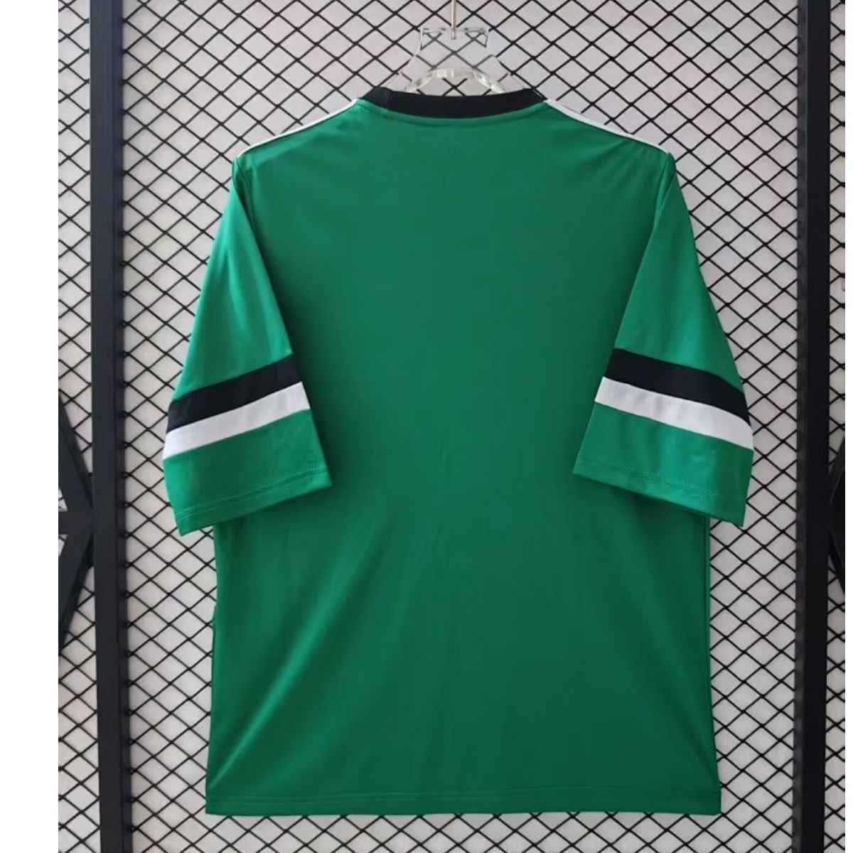 camisa-schalke-04-verde-2025-26-aniversario-masculina (3) Camisa Schalke 04 Verde 2025/26 Aniversário Masculina