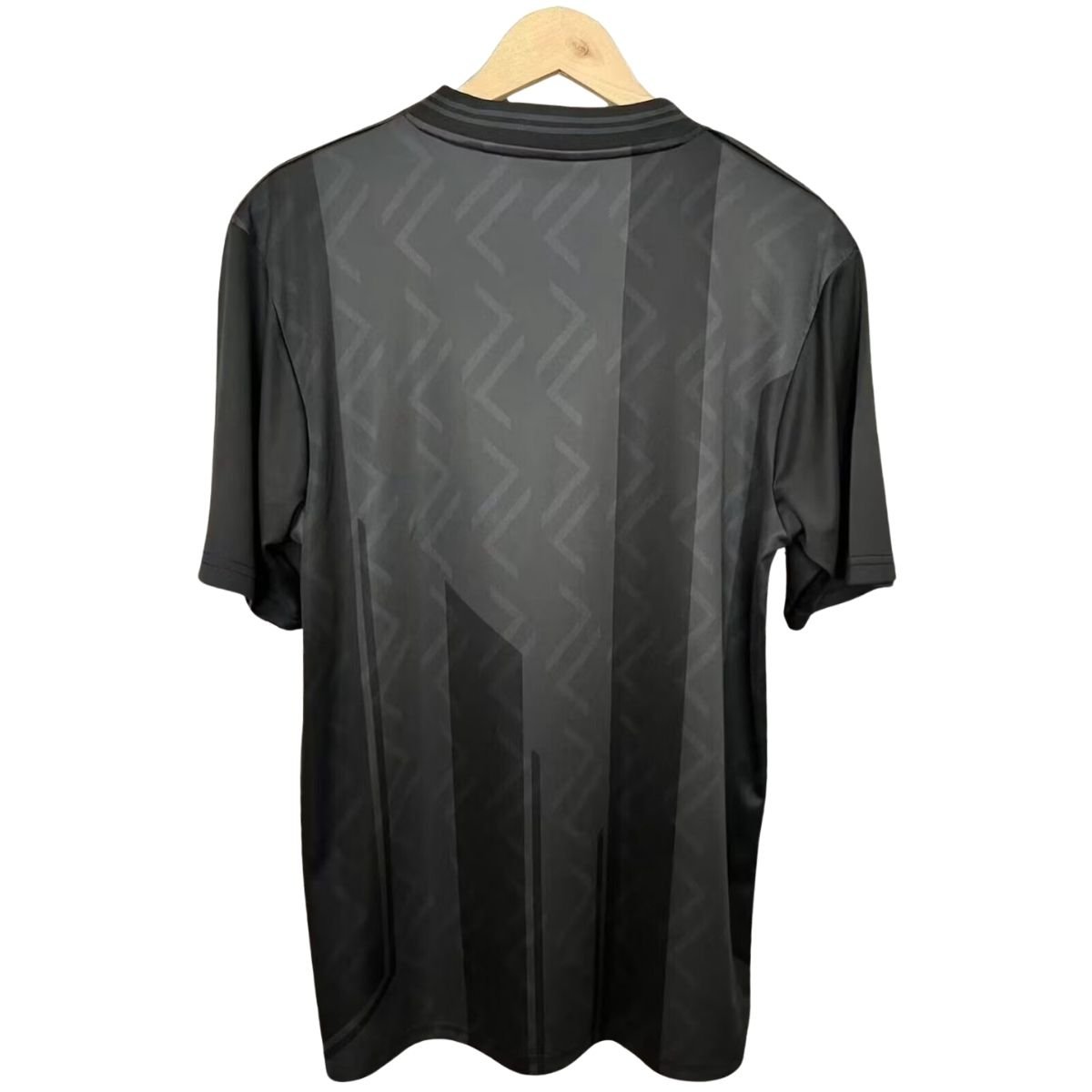 camisa-Southampton-preto-1993-95-third-masculino (2)