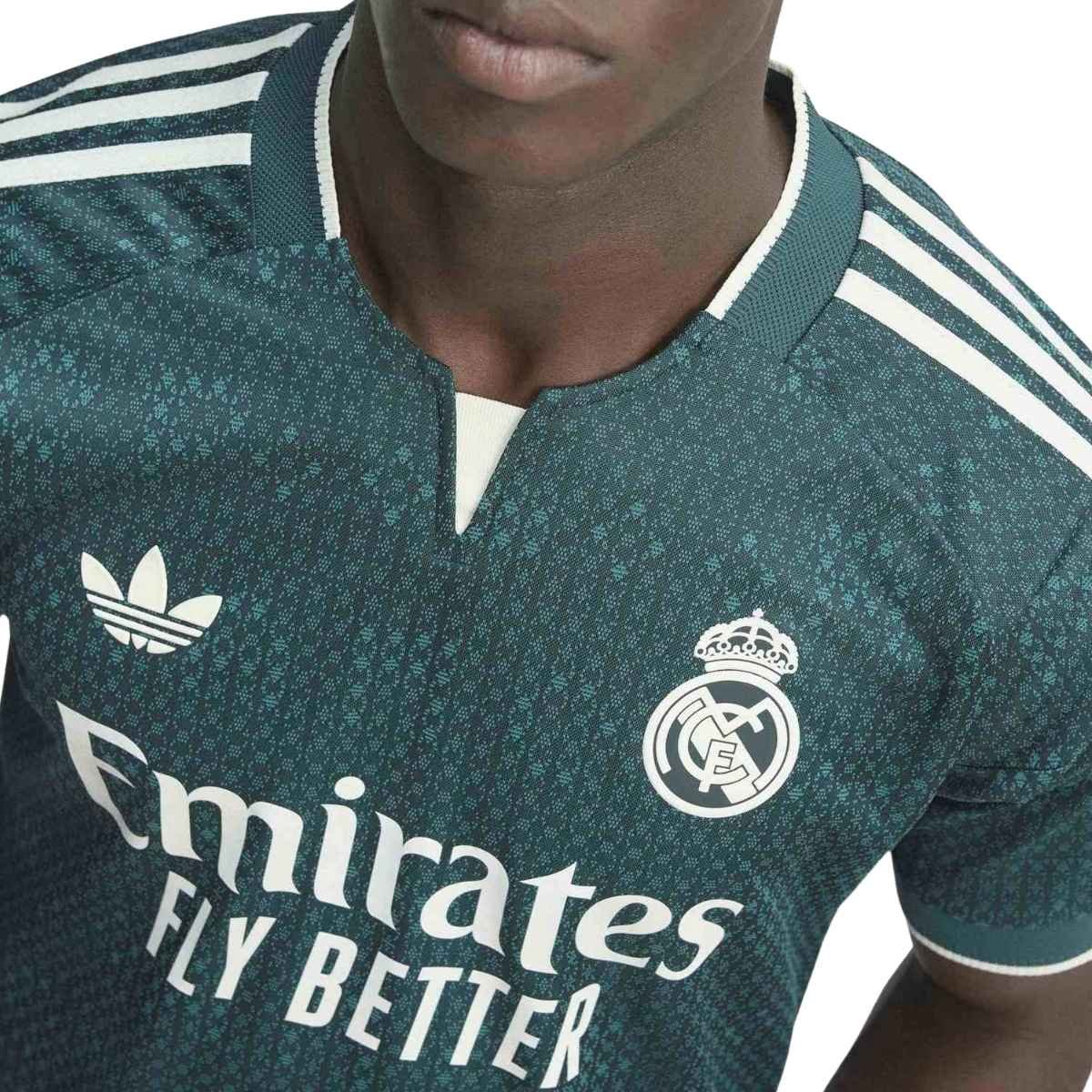 camisa-real-madrid-verde-2026-27-away-ii-masculina (2) Camisa Real Madrid Verde 2026/27 Away II Jogador Masculina